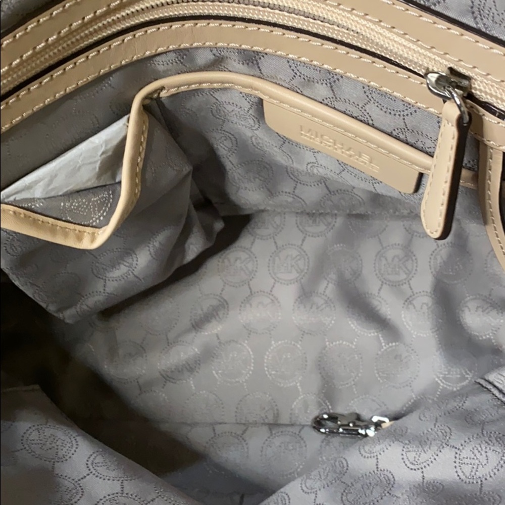 MK purse/ dark silver - Picture 4 of 4
